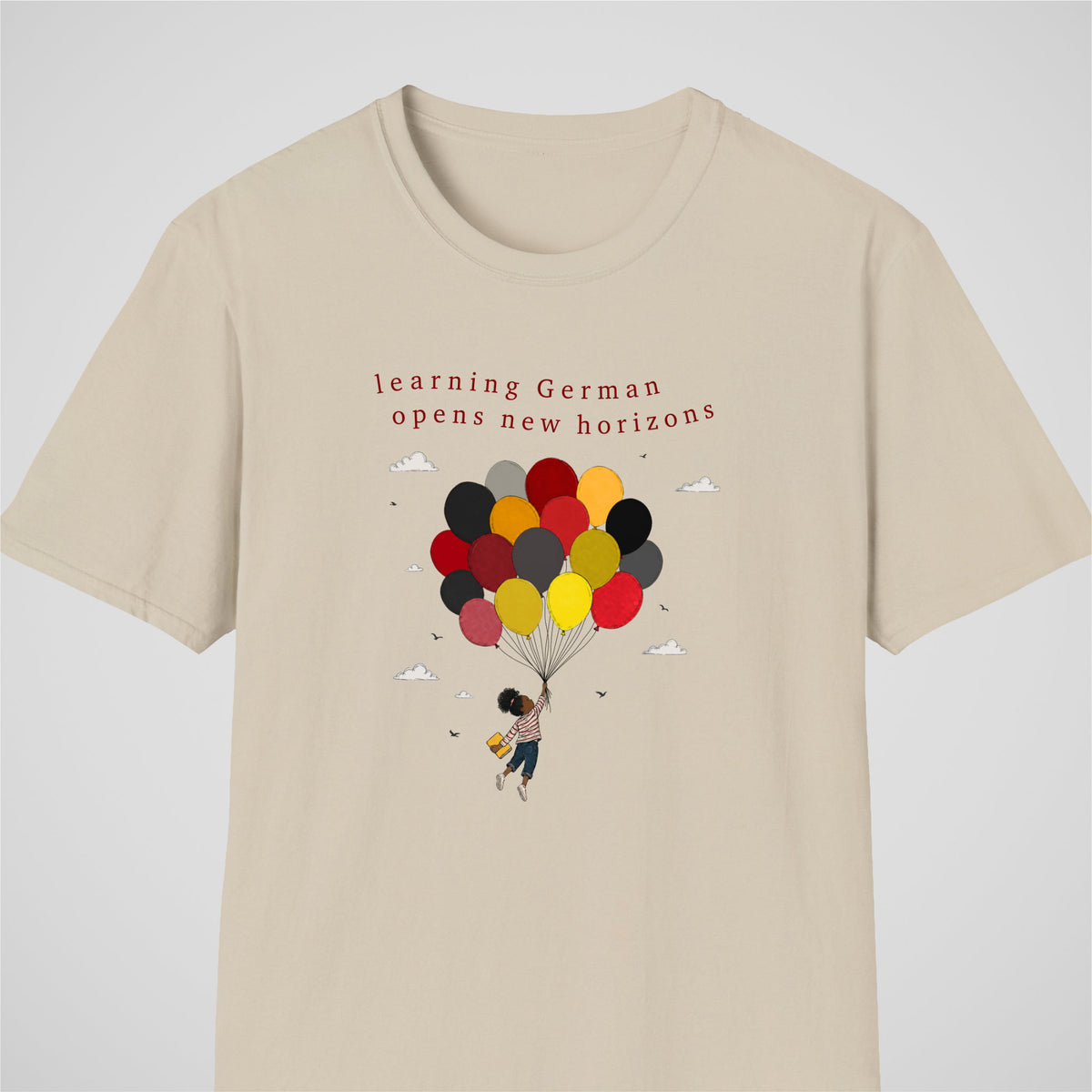 Sand German learner T-shirt featuring the “New Horizons German” design